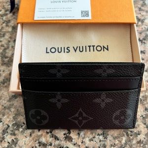 Louis vuitton card holder